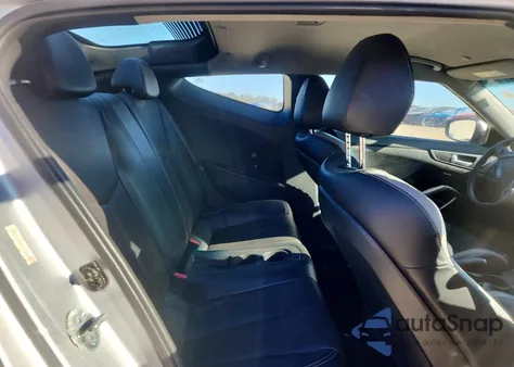 2013 Hyundai Veloster Turbo z USA, uszkodzony, nr VIN KMHTC6AE7DU132345